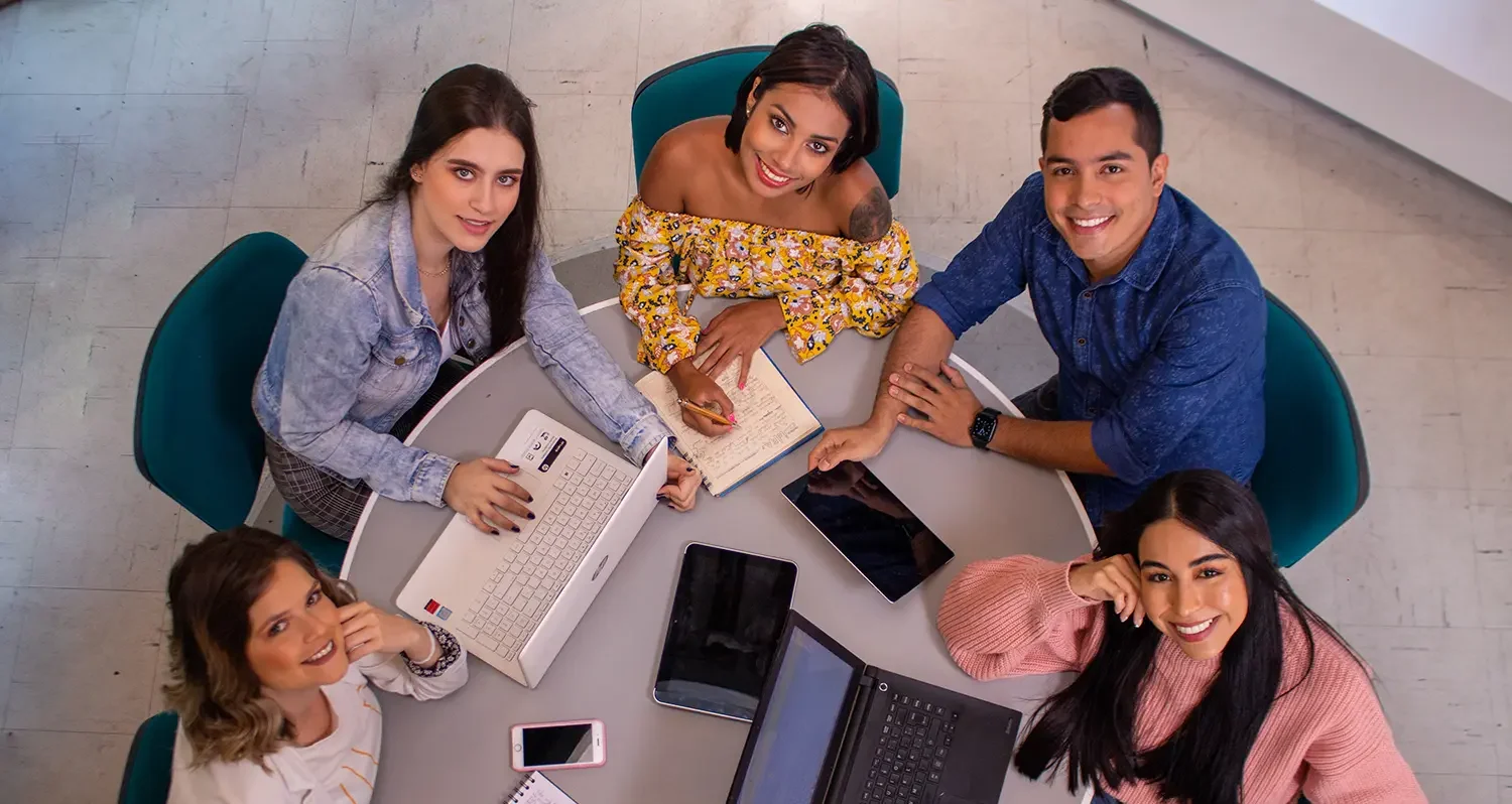 Condiciones Préstamo de Portátiles