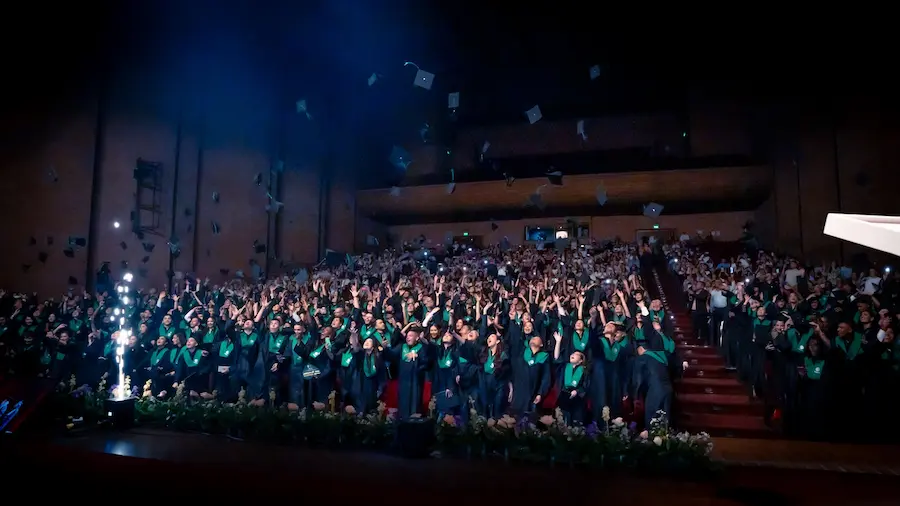 Nuevos egresados TdeA, ¡qué alegría tan grande!